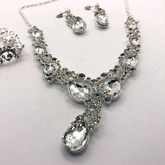 3-Piece set necklace bracelet earrings Miraculous Garden set NIB - Picture 7 of 15